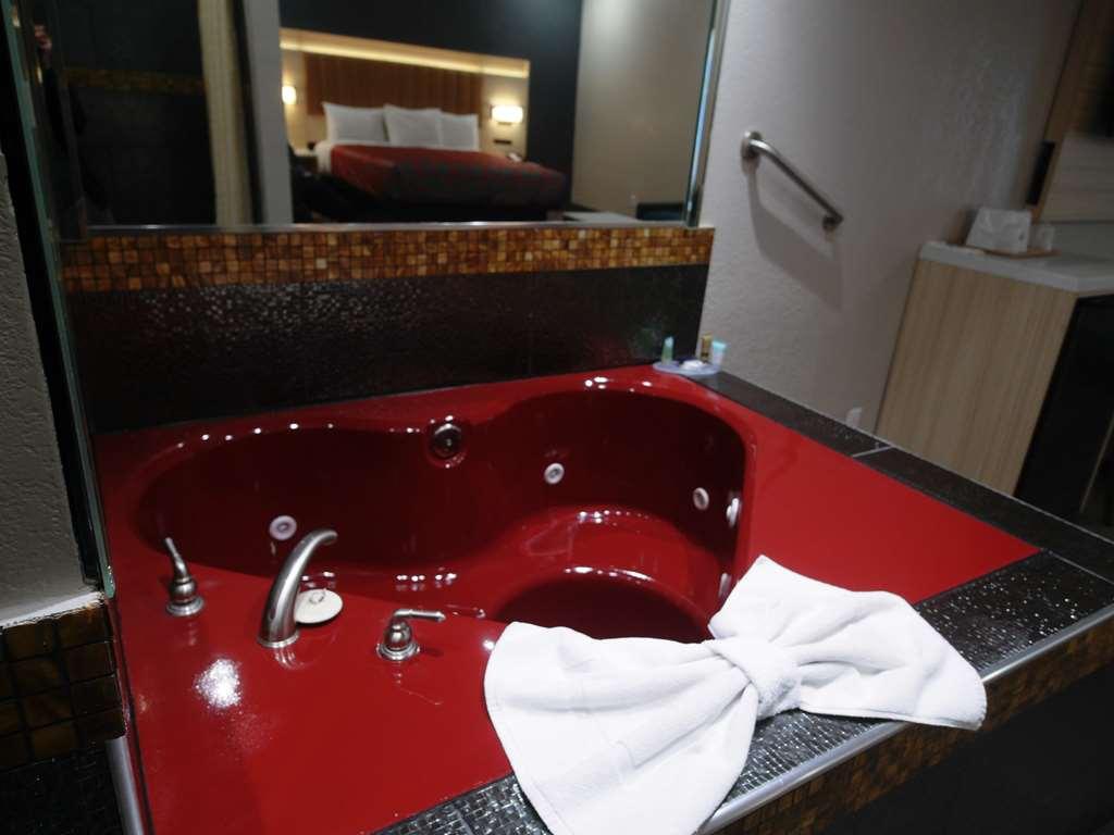 Americas Best Value Inn-Rialto Zimmer foto